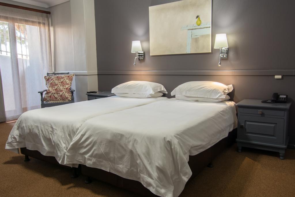 Hotel Edward Charles Manor Mossel Bay Exterior foto